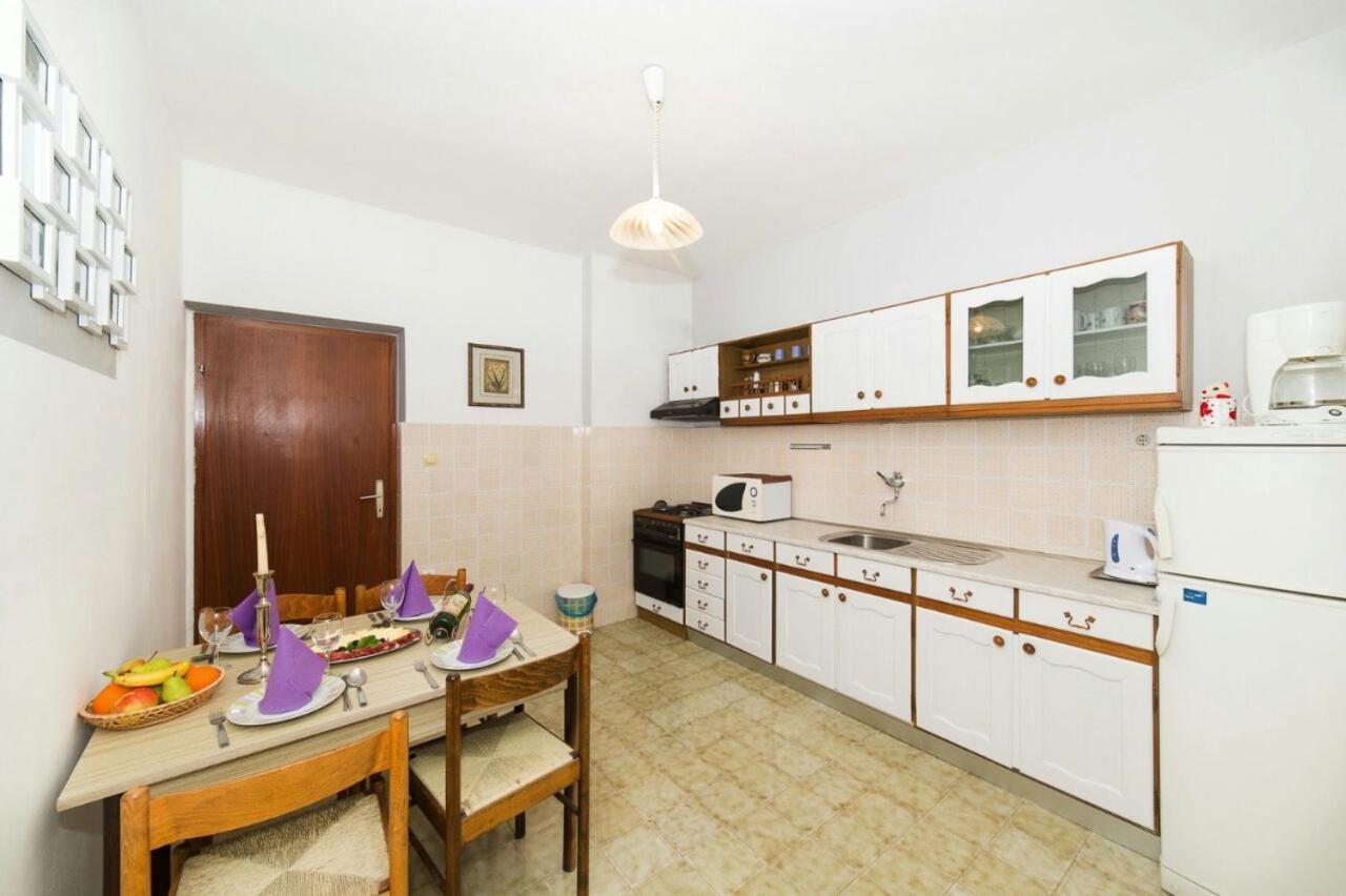 Beautiful Apartment In Center Of Trogir Ngoại thất bức ảnh